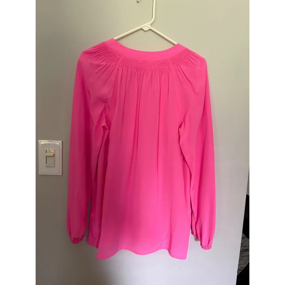 Lilly Pulitzer Elsa Top Neon Pink Silk Smocked V-Neck Blouse Tunic Womens Large - Picture 5 of 7